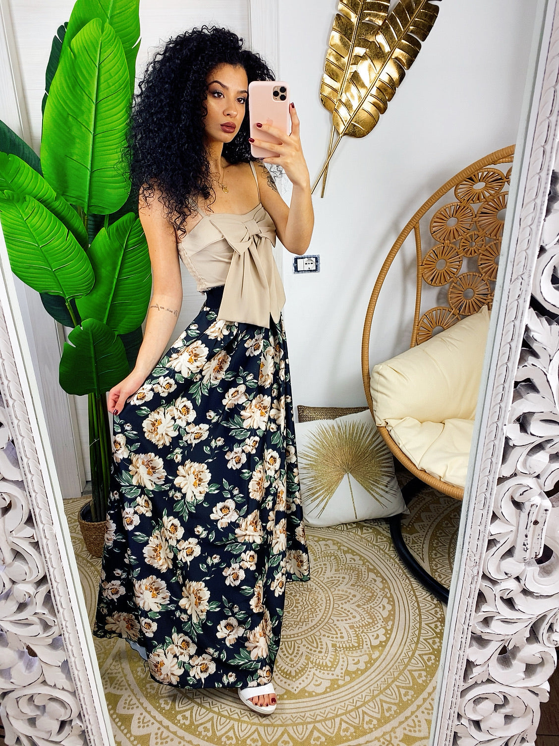 Maxi gonna in raso con fiori beige