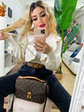 Maglioncino con rouge e dettaglio oro