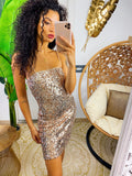 Abito aderente con paillettes platino