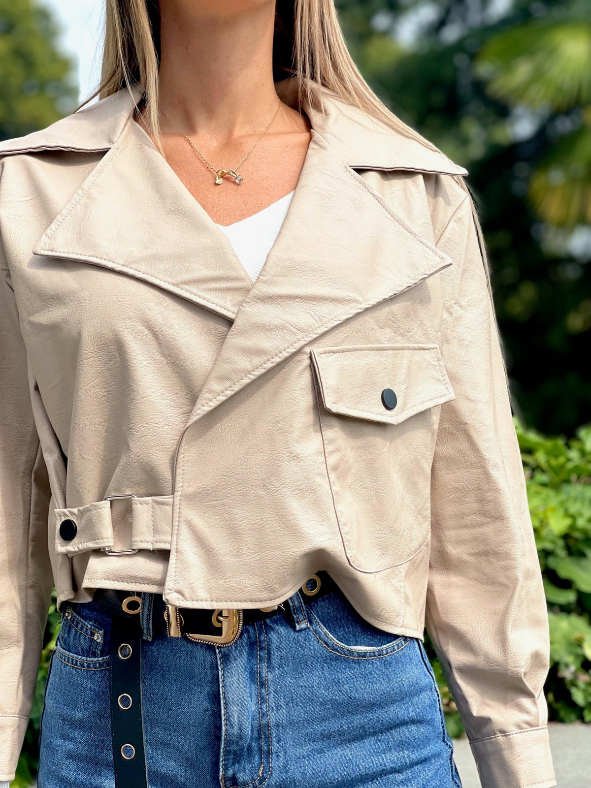 Giacca in eco pelle beige