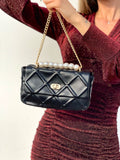 Borsa nera con perle