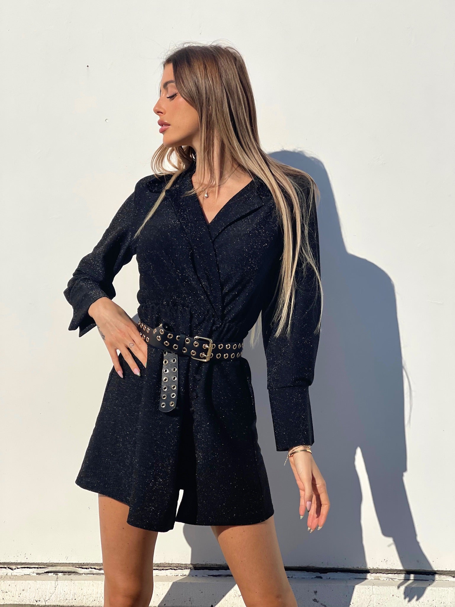 Abito glitter nero con colletto