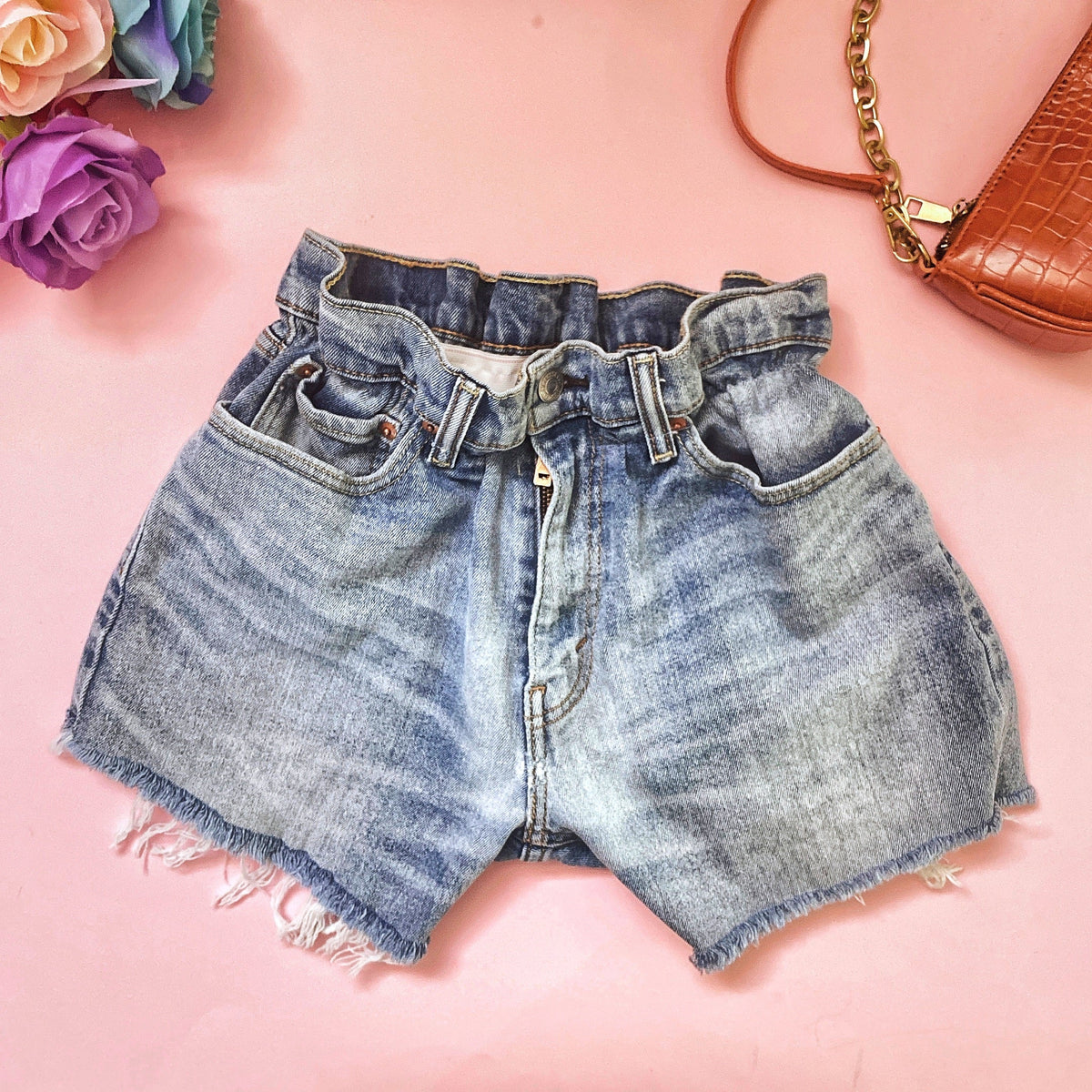 Levi’s Short Vintage con borchie Basic e tasca girata bagno medio