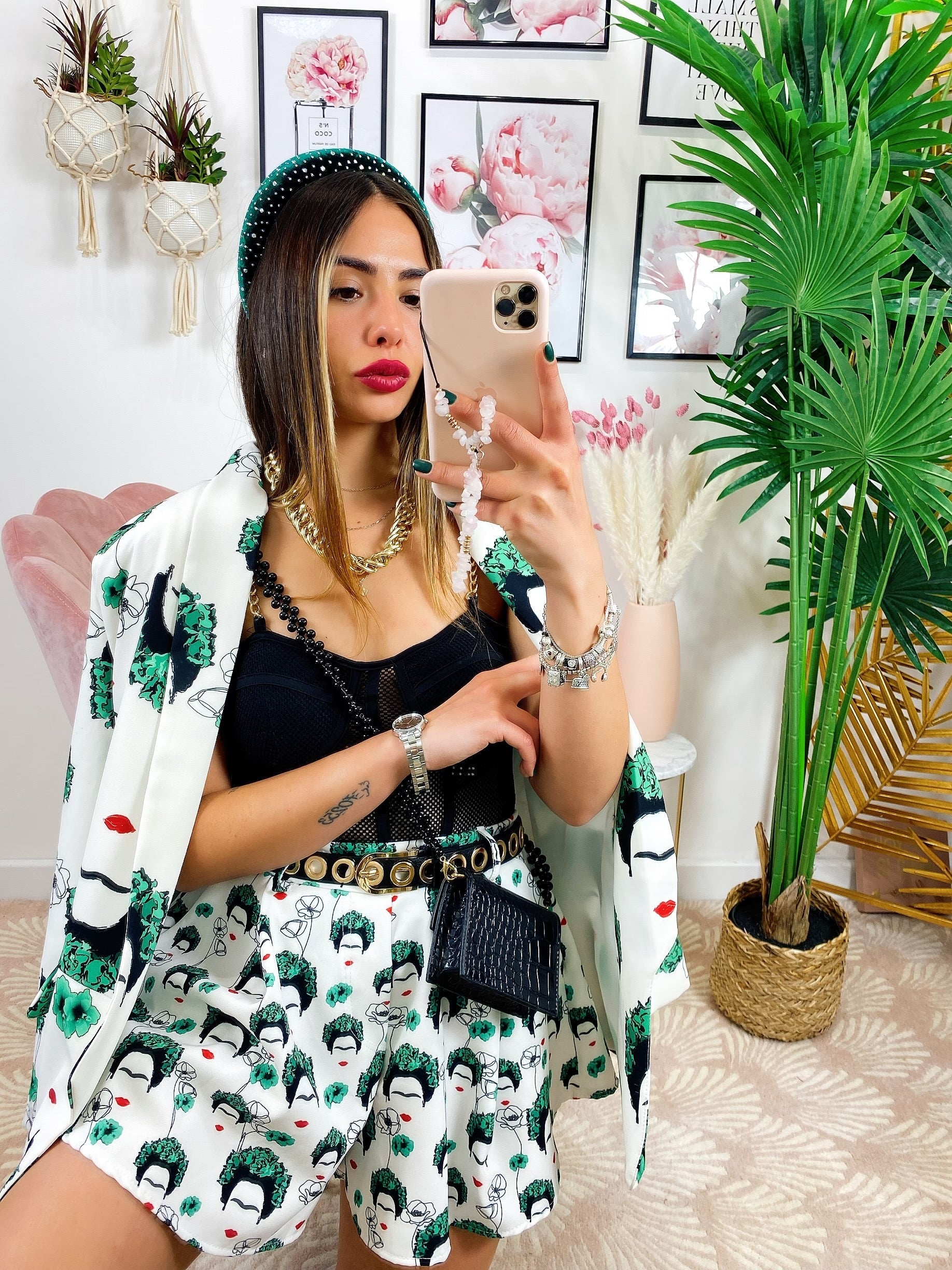 Completo giacca e pantalone dettaglio verde