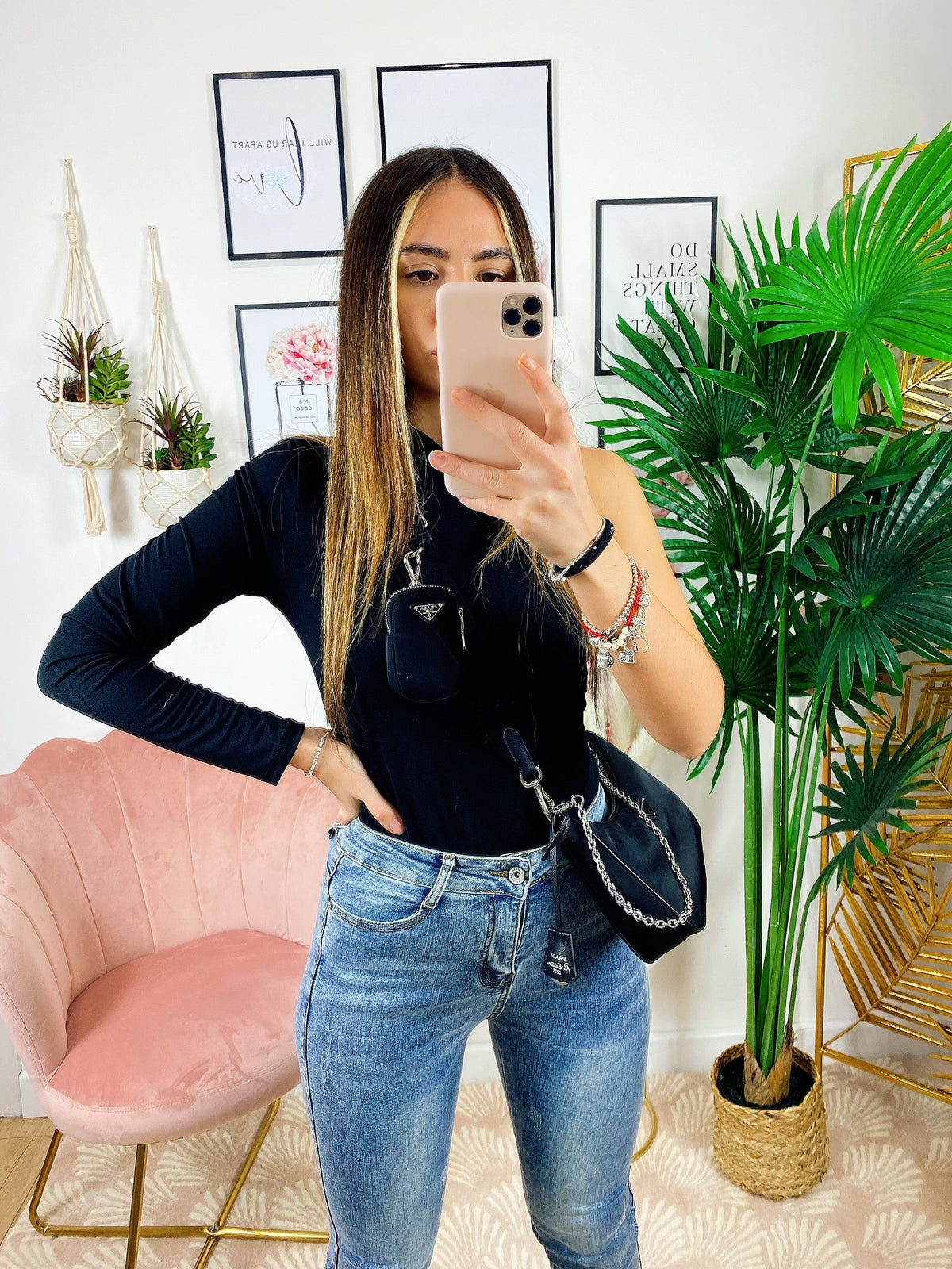 Body monomanica aderente