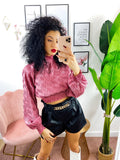 Blusa in raso effetto 3d