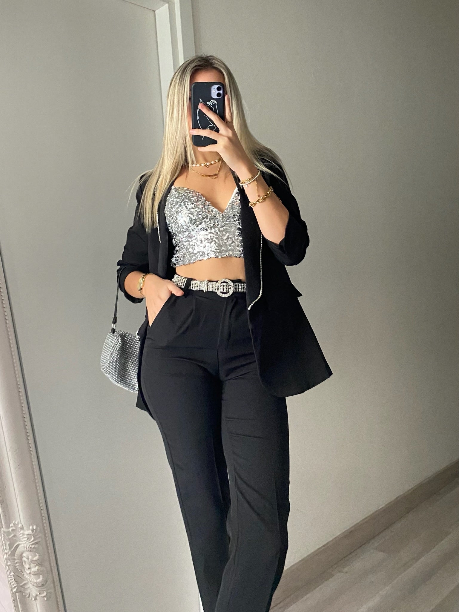 Completo giacca e pantalone strass nero