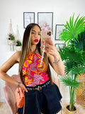 Top stampato con collana