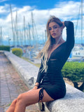 Abito arricciato nero manica lunga