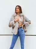 Giaccone grigio polvere dettaglio Camel