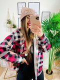 Giacca a quadri nera e fucsia