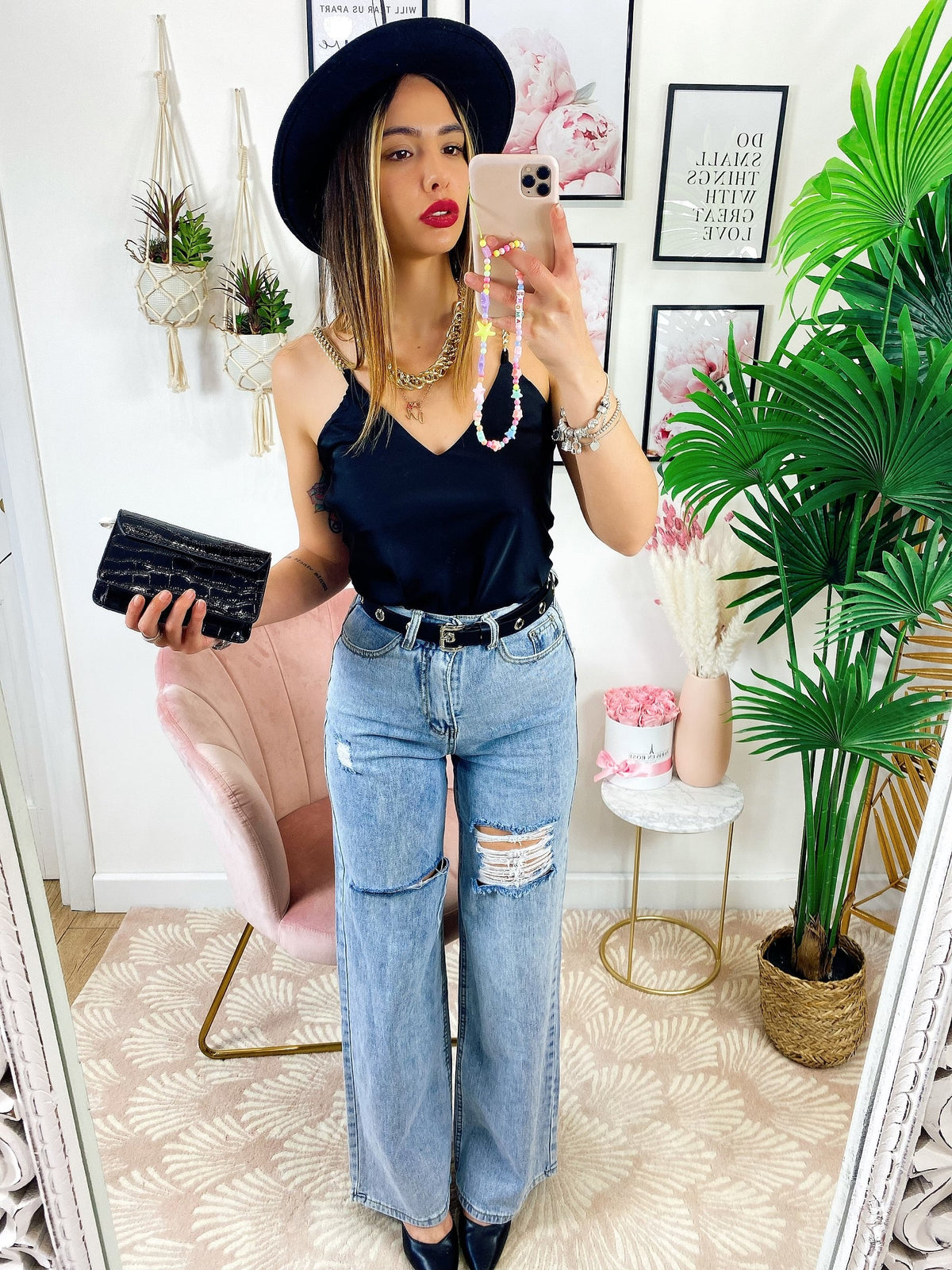 Jeans boyfriend zampa larga con maxi spacchi
