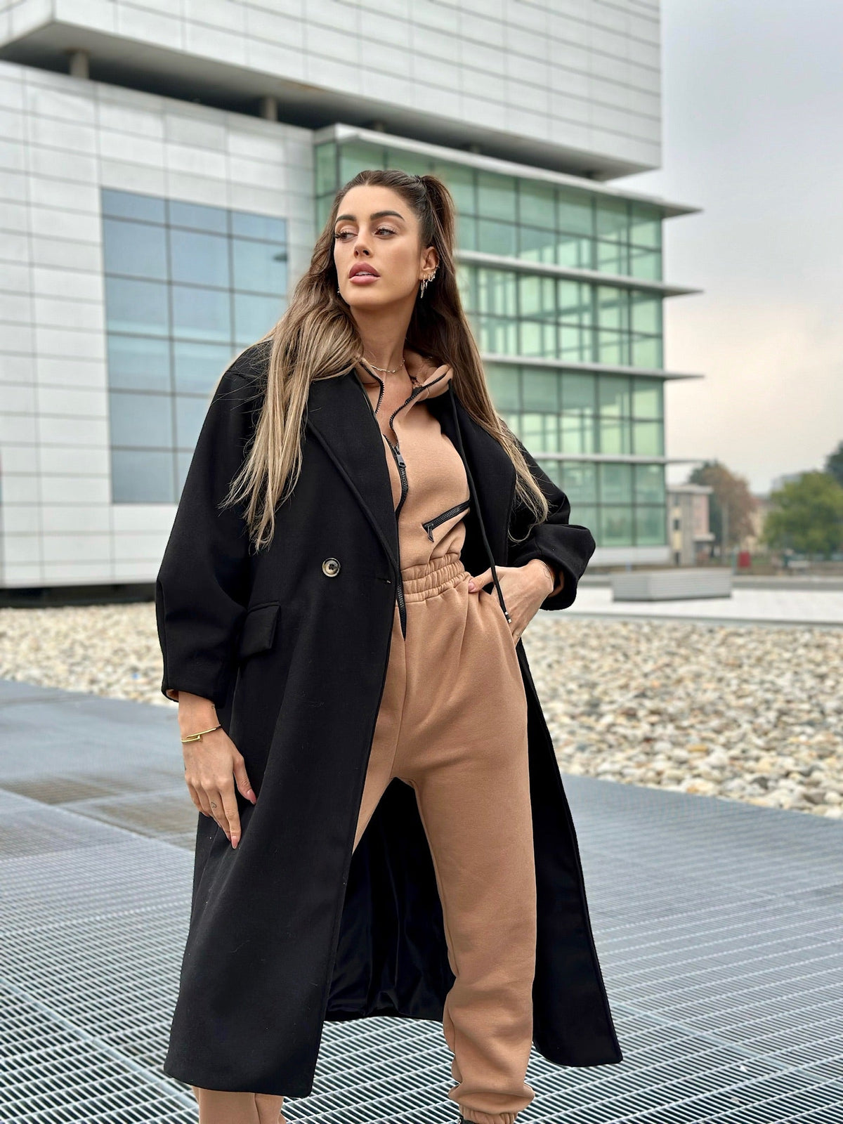 Cappotto over nero