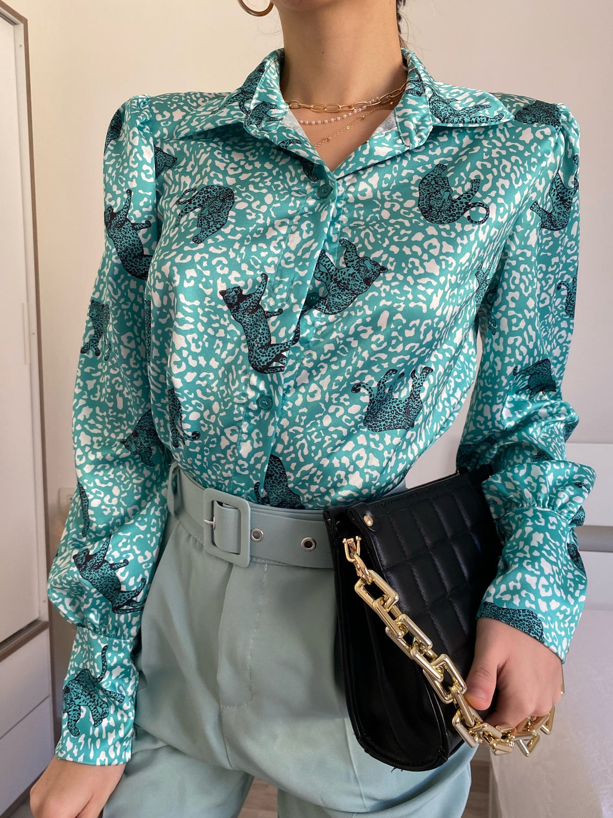 Camicia con stampa animalier