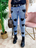 Jeans con cuori grandi