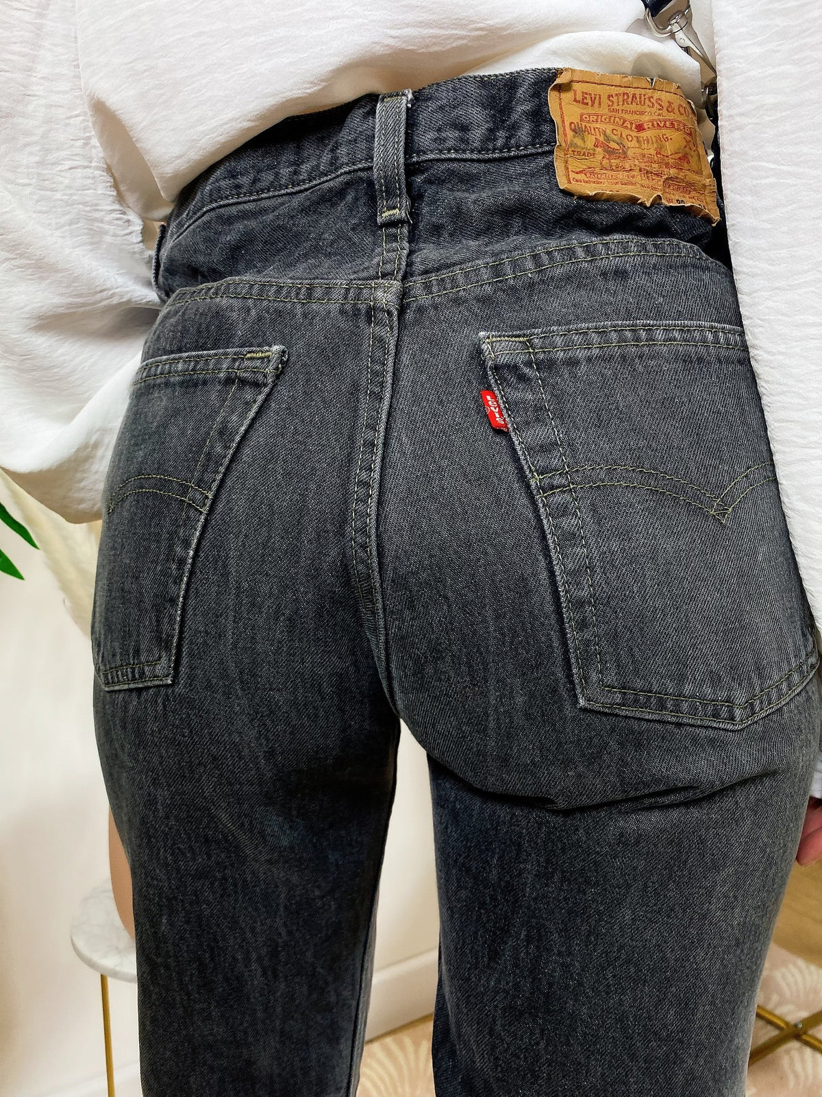 Jeans Levi’s Vintage a caramella grigio chiaro
