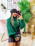 Maglione con collo alto e trecce crop verde