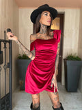 Abito in velluto bordeaux scollo a barchetta