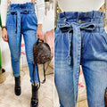 Jeans Boyfriend con fiocco