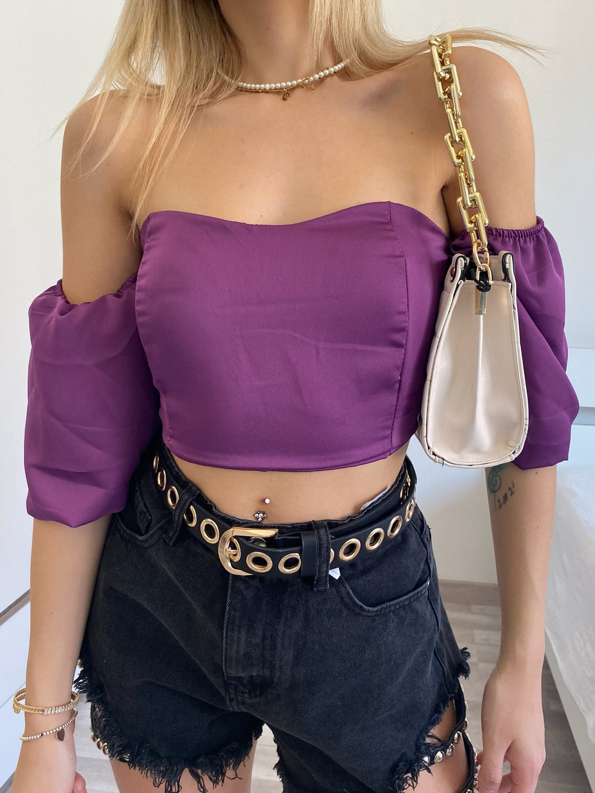 Top purple scollo a cuore
