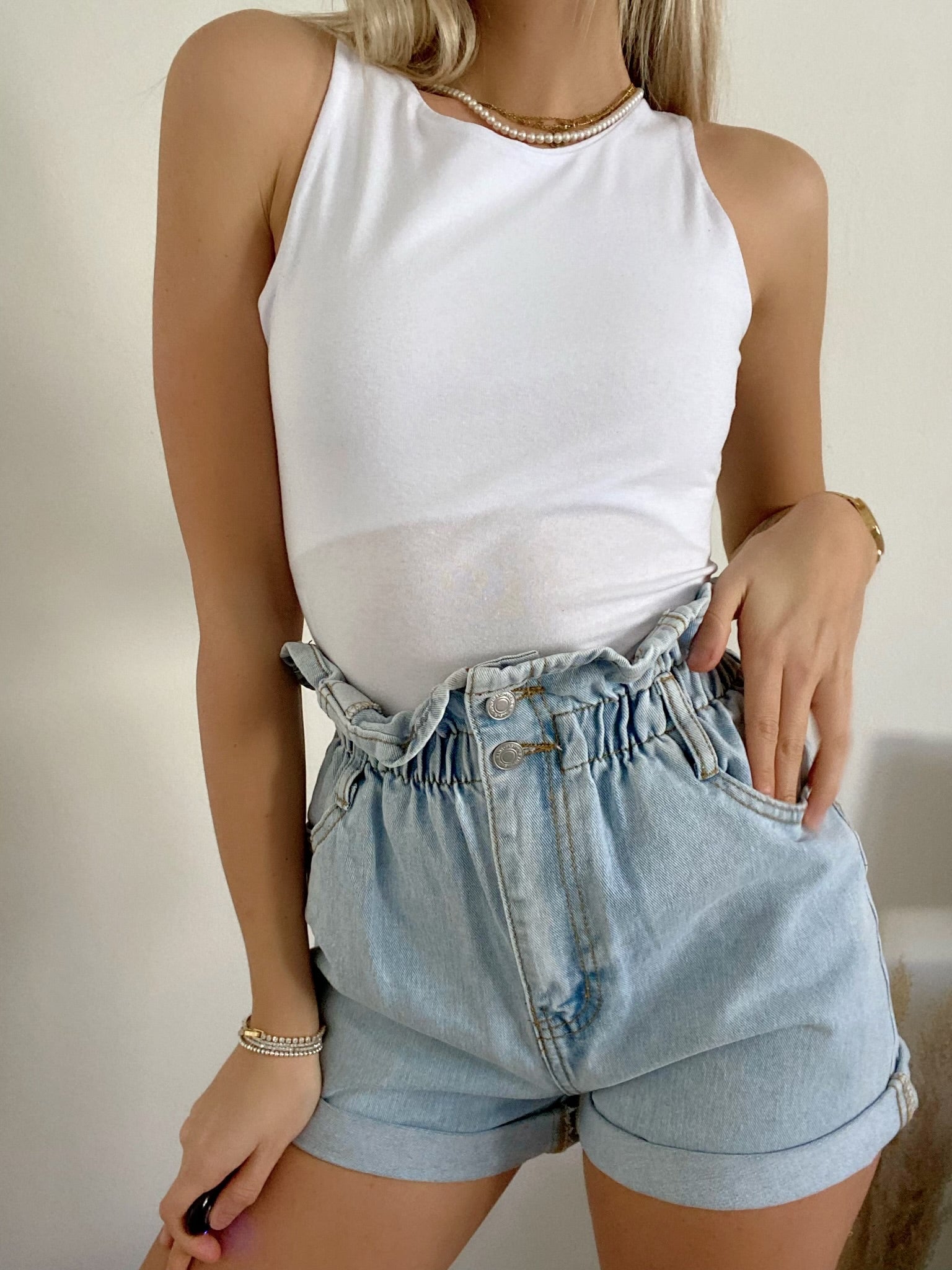 Short in jeans a caramella
