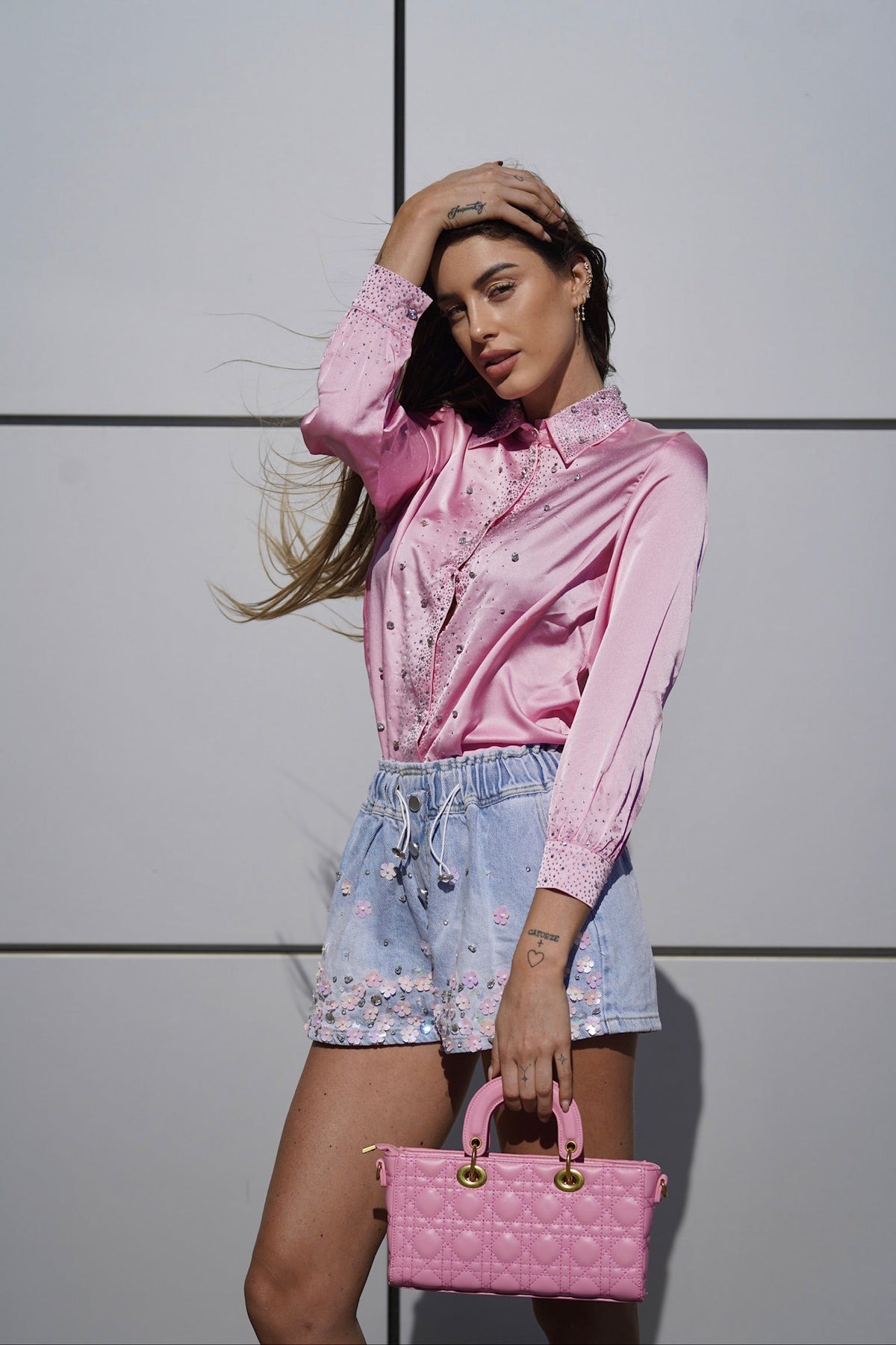 Camicia rosa con strass