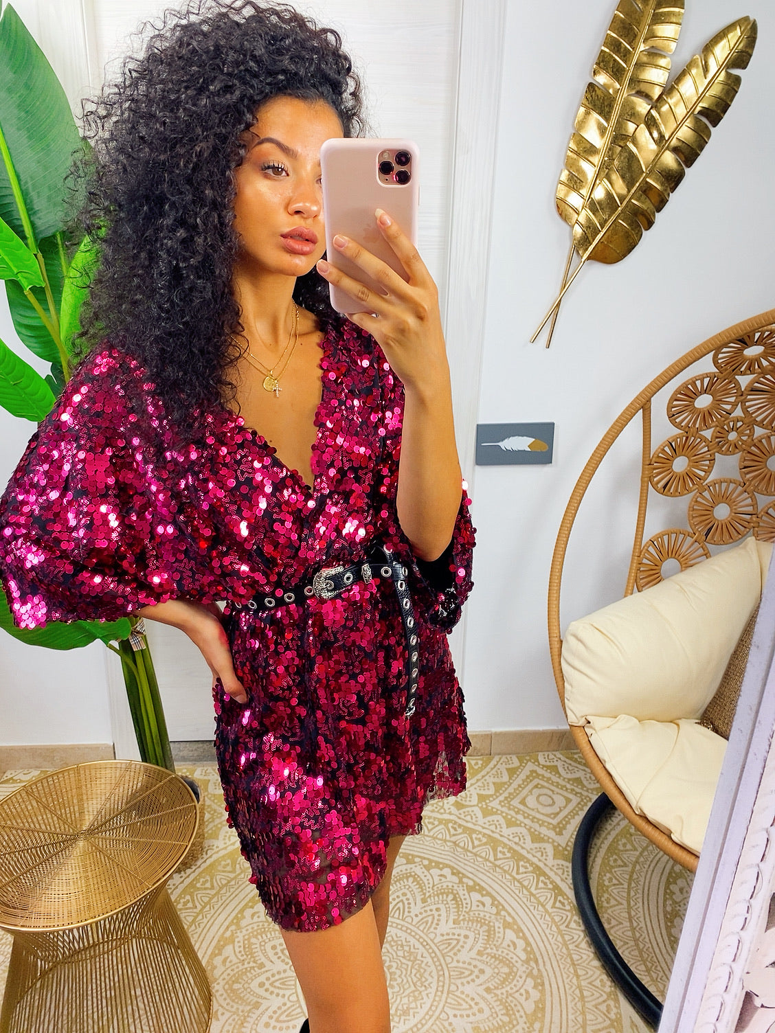 Abito con paillettes fuxia