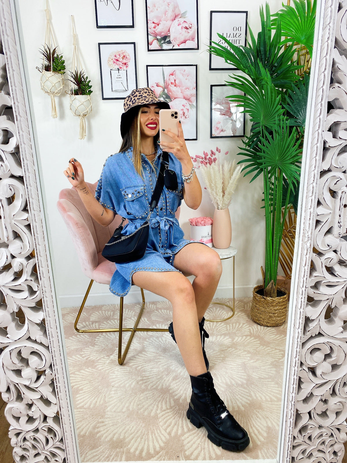 Abito jeans con borchie