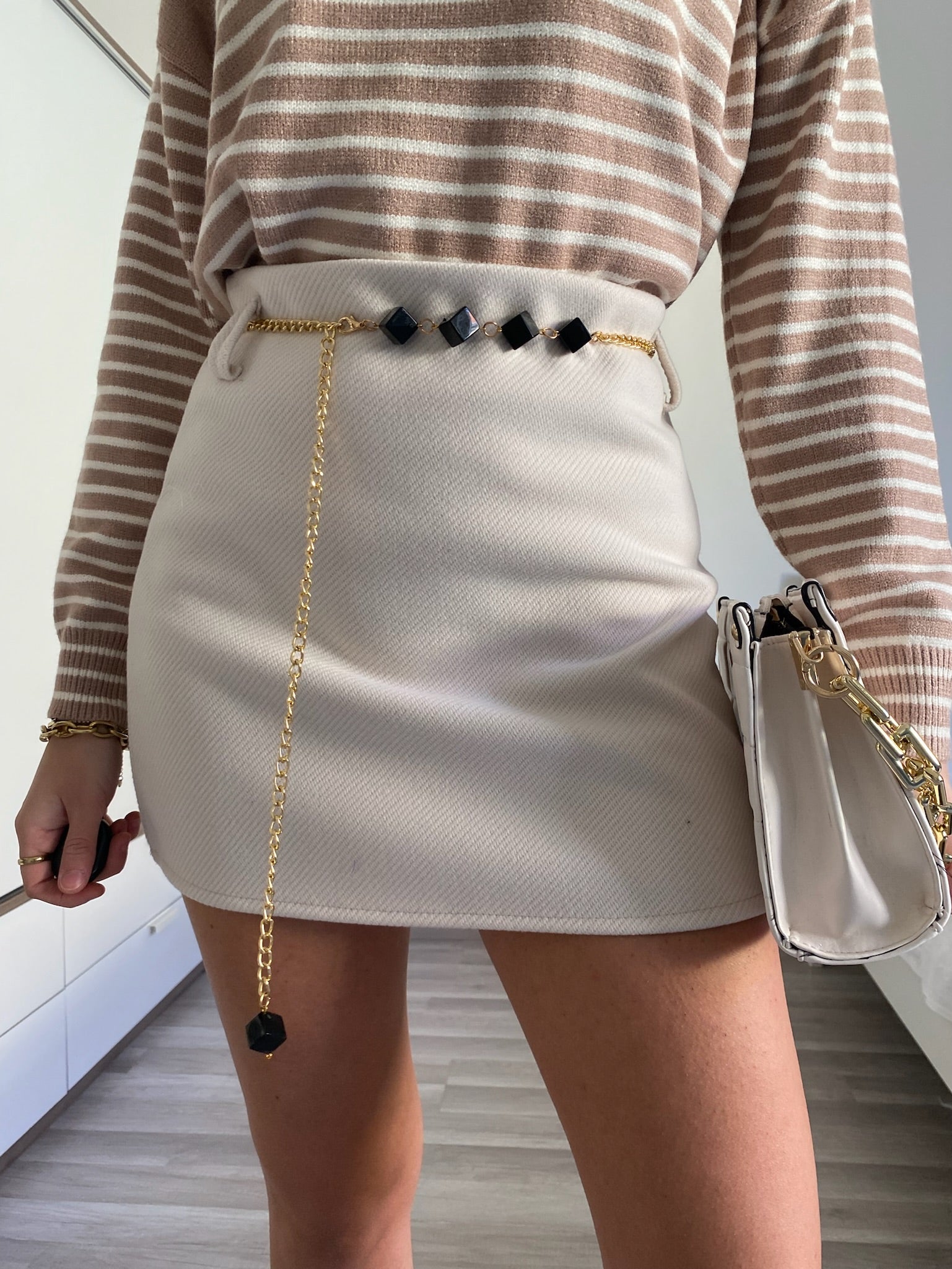 Gonna beige con cintura