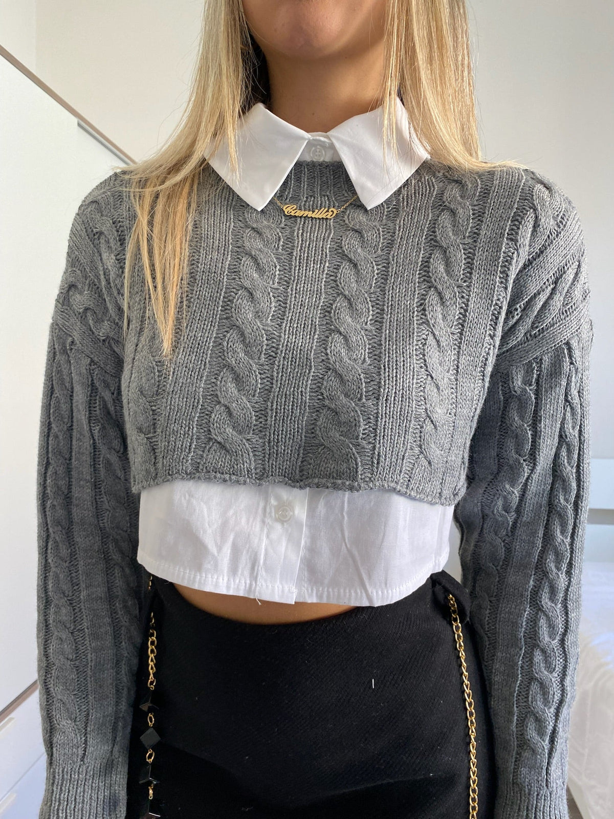 Pull crop a trecce grigio