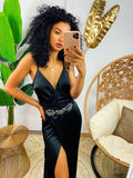 Abito in raso con maxi spacco nero