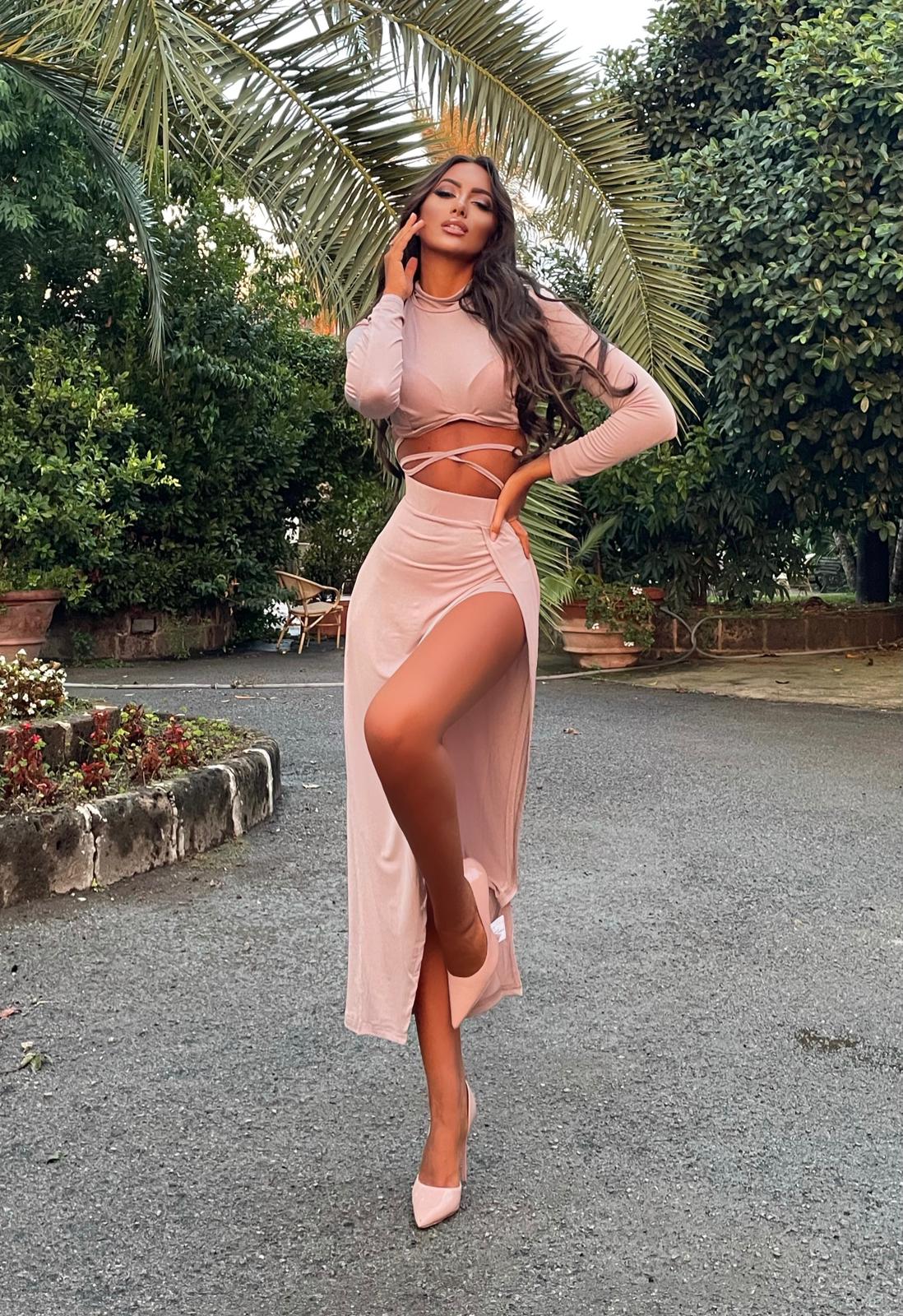 Completo rosa polvere top e gonna Anastasia