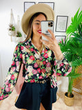 Camicia floreale con borsetta
