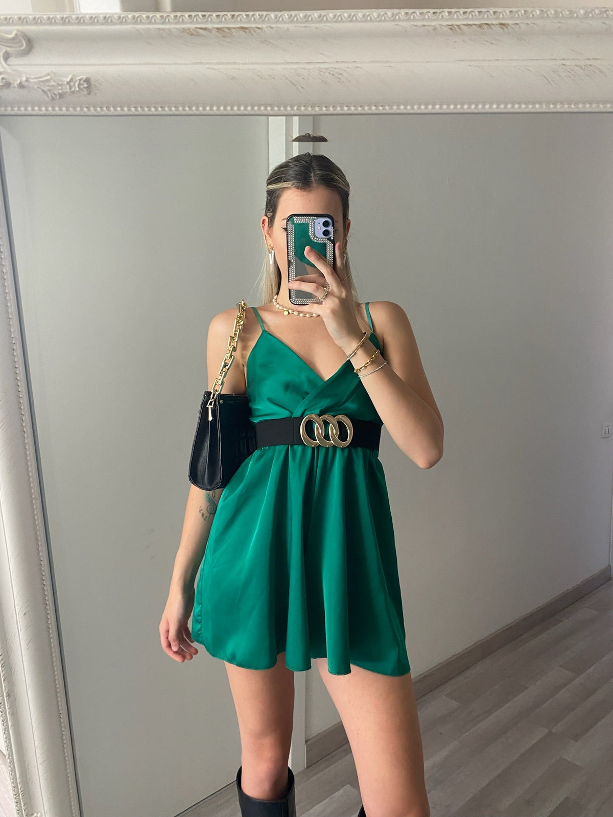 Tutina in raso verde