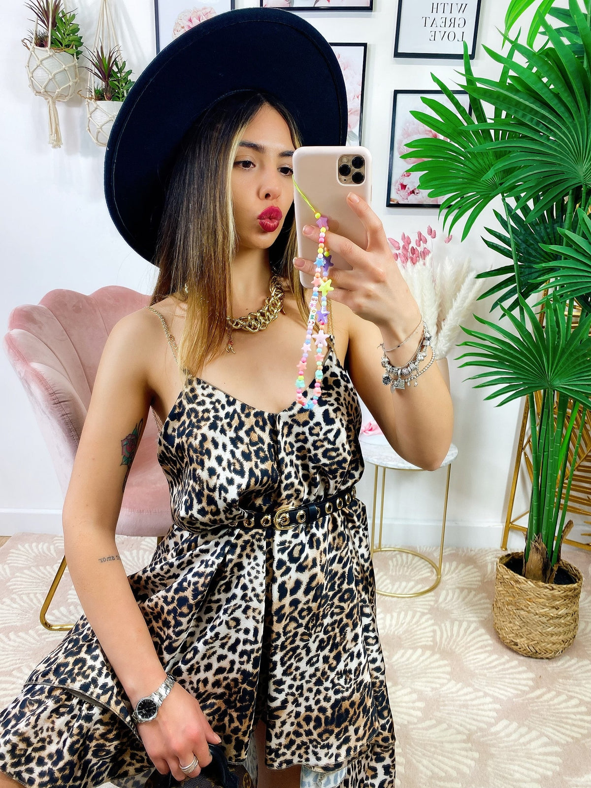 Mini Dress leopardato con catenine