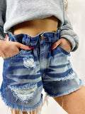 Short Levi’s Vintage bagno scuro con borchie