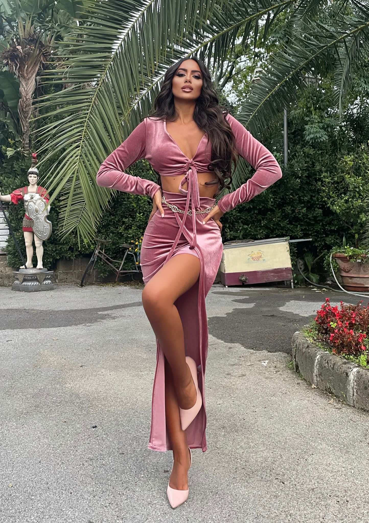 Completo top e gonna rosa