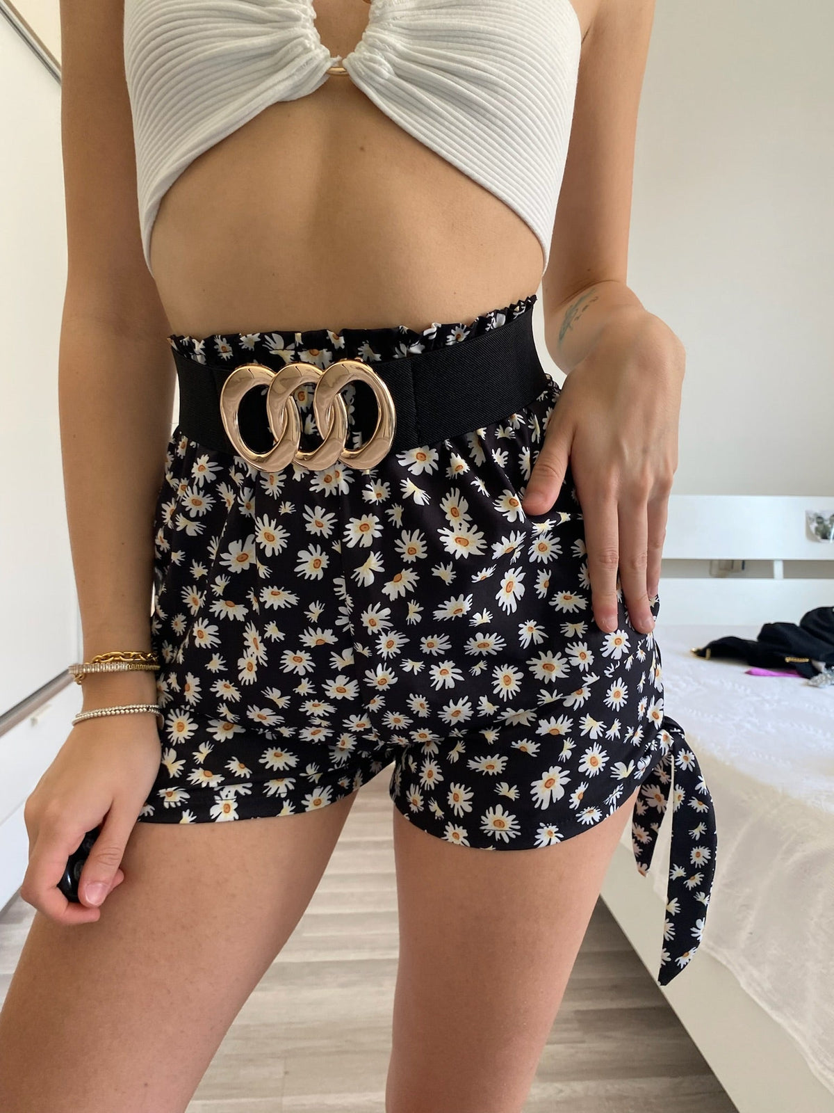 Short a fiori margherite