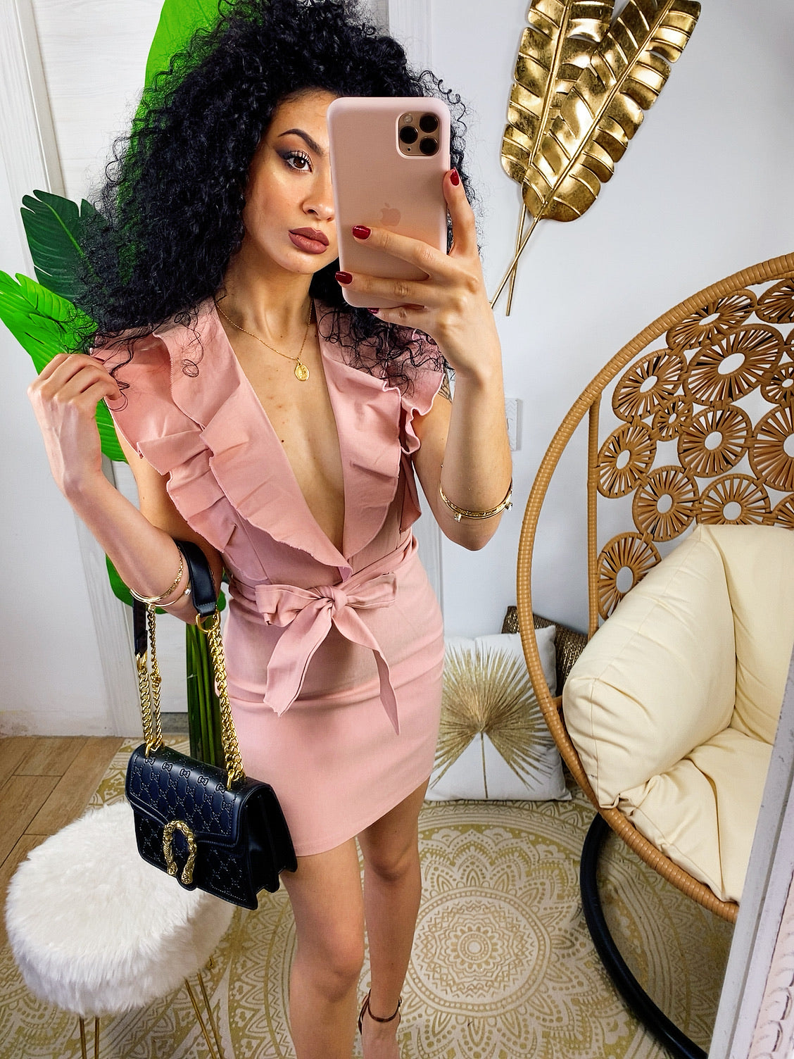 Abito in cotone rosa con scollo