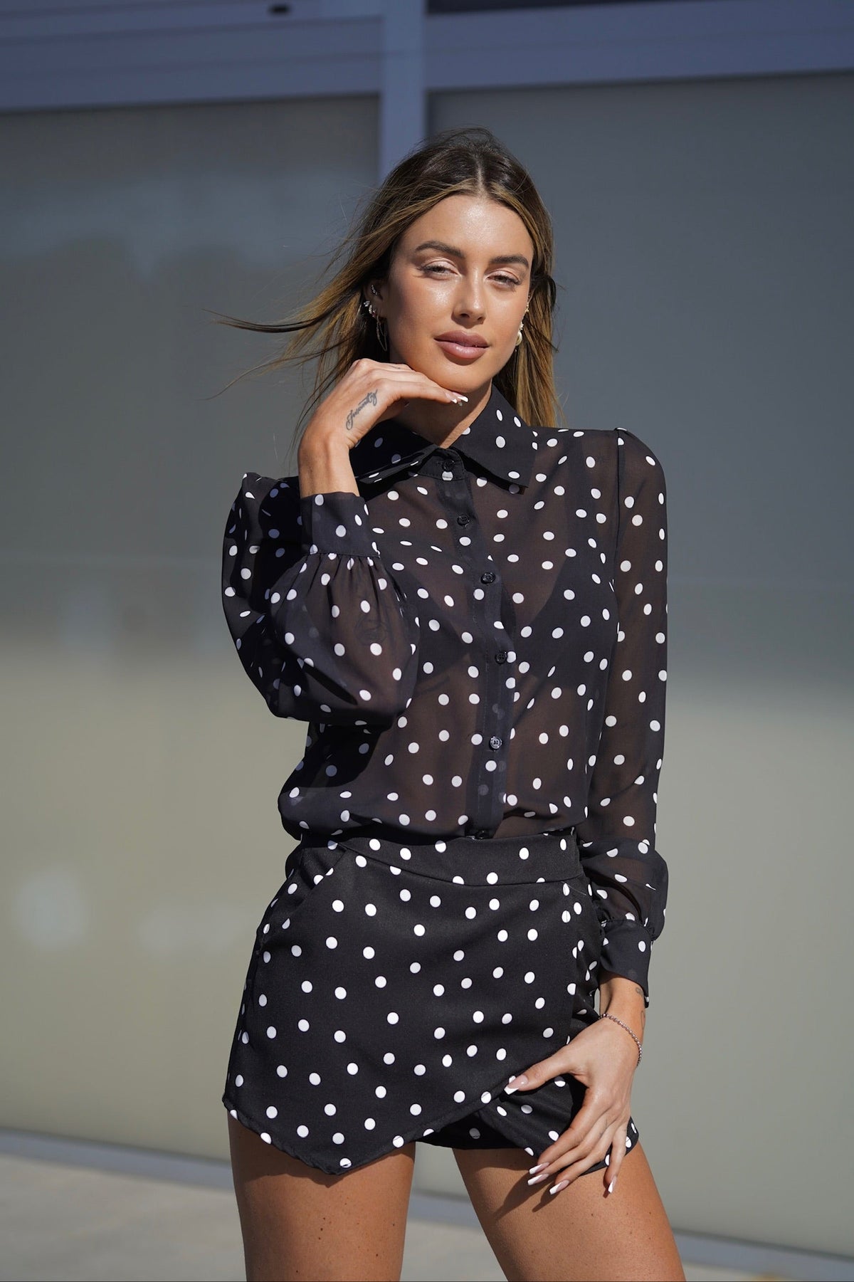 Completo camicia e short a pois