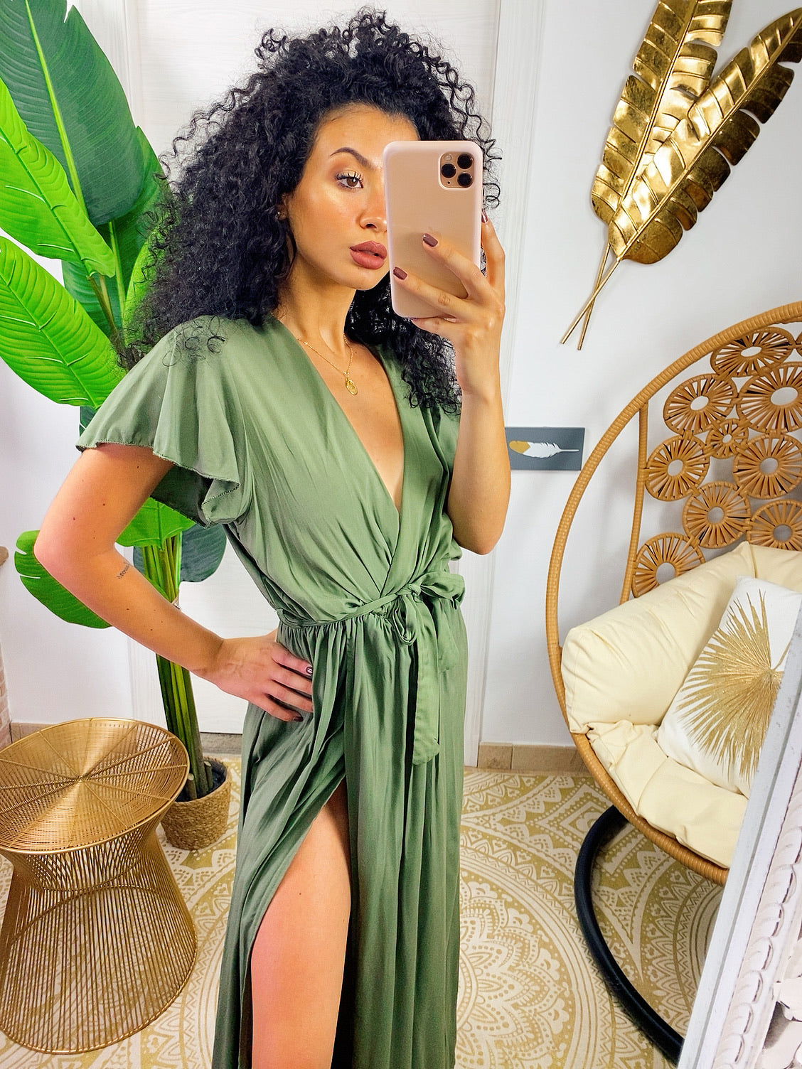 Abito lungo verde militare con spacco