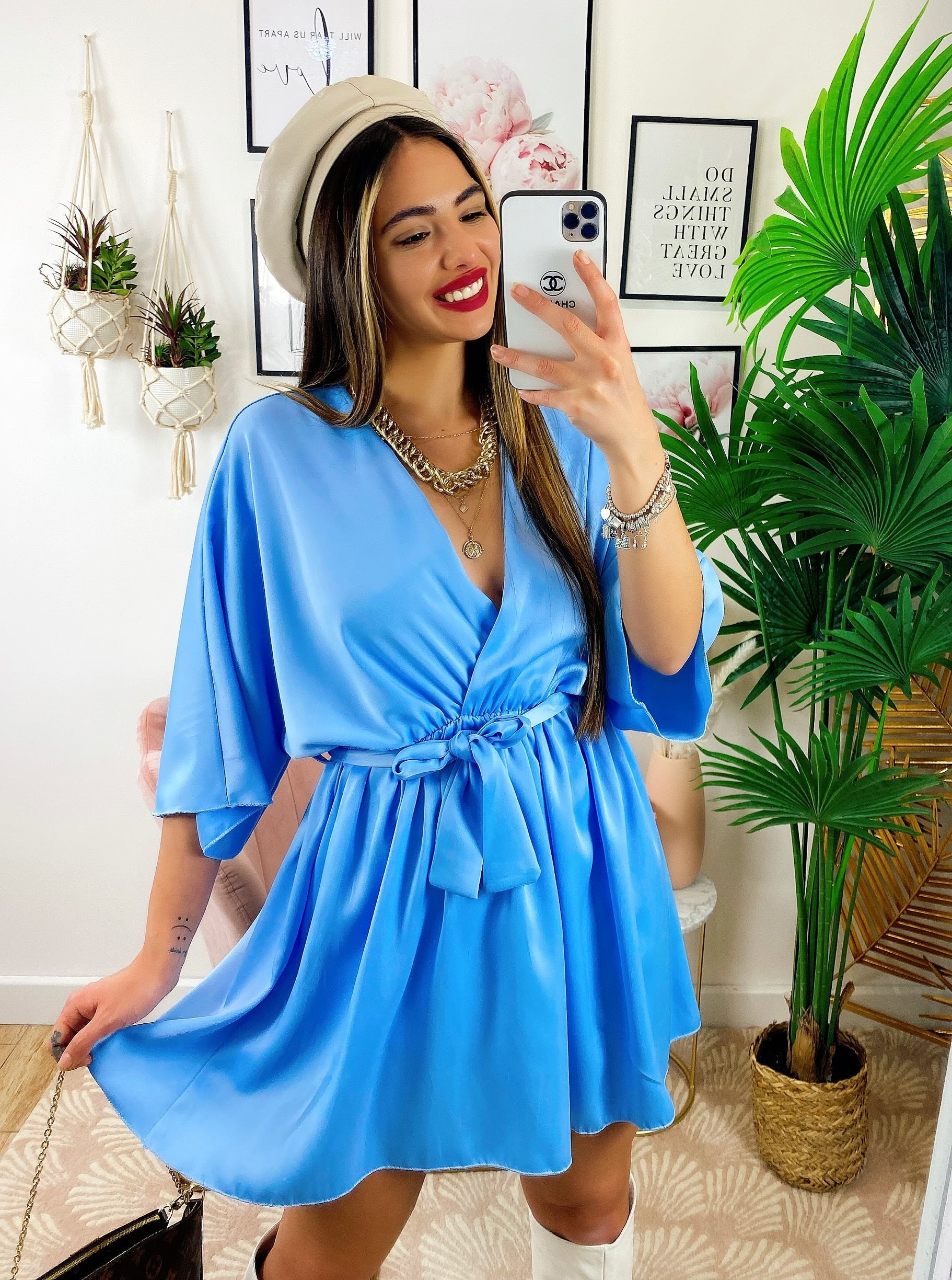 Abito a kimono in raso con cintura