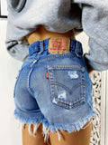 Short Levi’s Vintage bagno medio con strappi