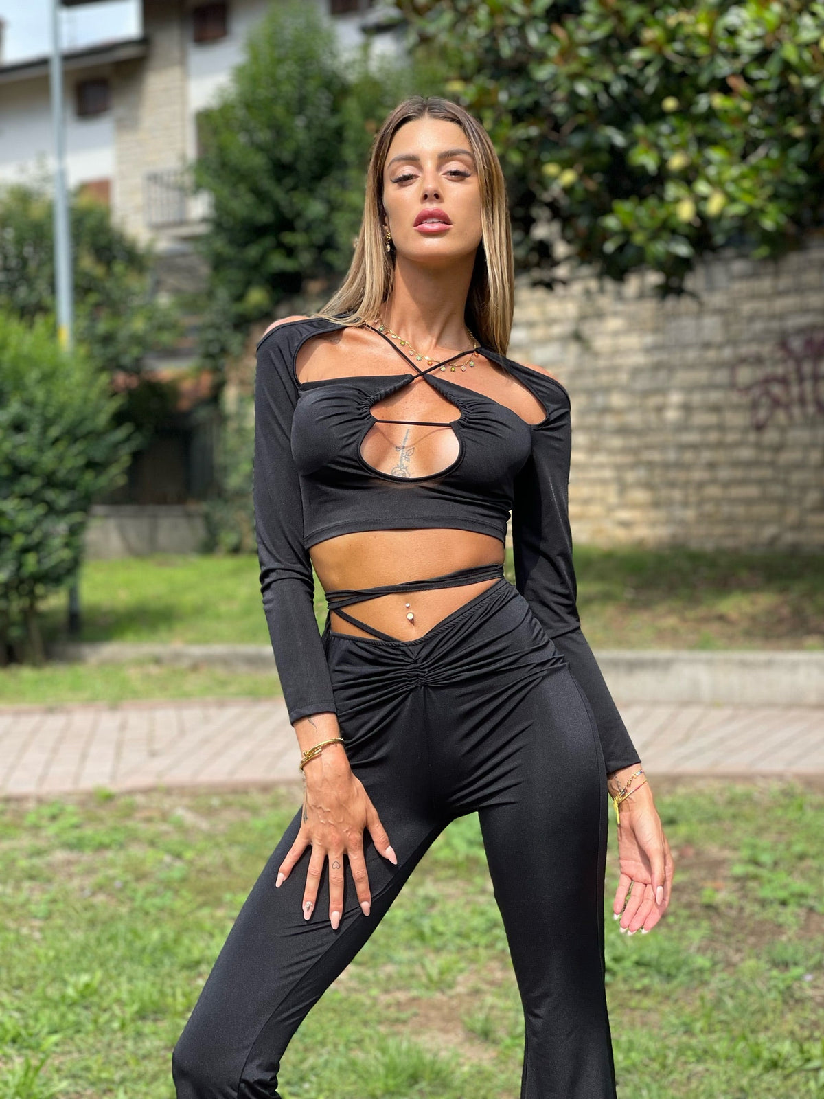 Completo comfy incrociato nero