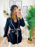 Giacca con cintura nera