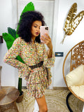 Abito a balze con fiori base bianca