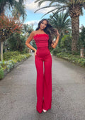Tuta con piume rossa