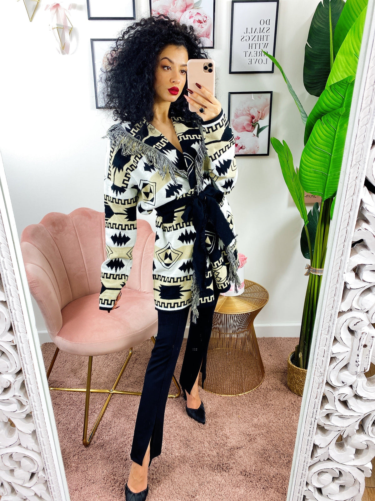 Cardigan Nero e Beige con frange e cinta