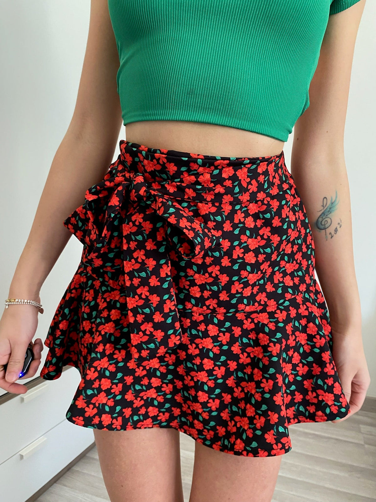 Gonna pantalone fiori rossi