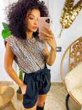 Short con fiocco
